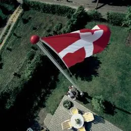 Dannebrog 250 cm til 9 meter flagstang - Dannebrog  af polyester