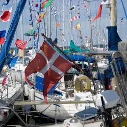 YF-flag 200x105 Marinerød - Yachtflag / YF